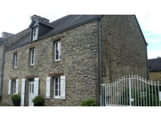 Delightful stonebuilt village house..