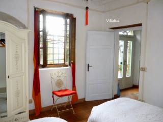 Country/farmhouse - For Sale - West of..