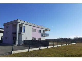 Uredski poslovni prostor u Trnovcu; 182 m2