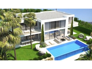 4 Bedrooms - Villas - Malaga - For Sale
