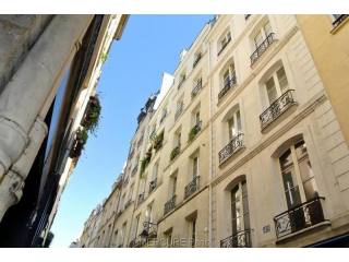 Studio For Sale: 75002 PARIS
