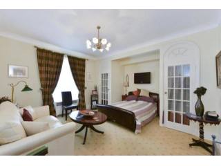 Studio - London - For Sale