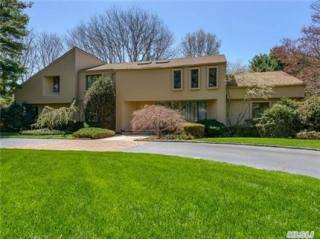 Old Westbury, NY, 11568