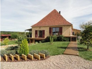 Modern And Spacious Property With A..