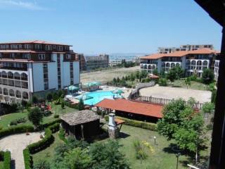 2 bedroom apartment 300 meters from the..