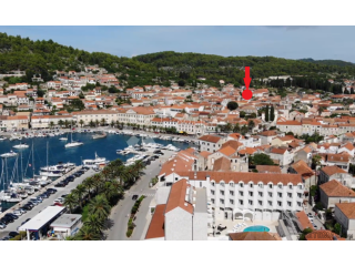 KORČULA, VELA LUKA - KUĆA ZA ADAPTACIJU