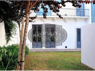 Brand New T5 Lisbon Apartment for Sale..
