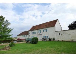 5 bedroom House For Sale: 02400..