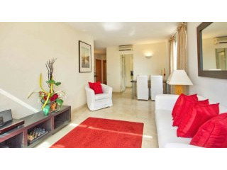 Three Bedroom Apartment, Costa d'en..