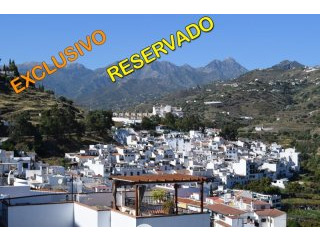 Town House for For Sale in Torrox..