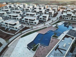 UMAG, Samostojeća vila u luksuznom resortu! Pogled na more!..
