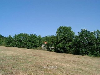 QUERCY - Fumel - 7200 m2 land for sale..