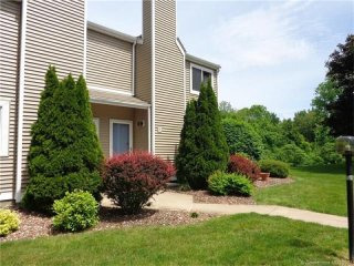 2 Bedrooms - Condo - CT - For Sale