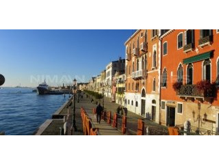 Appartamento in Vendita a Venezia