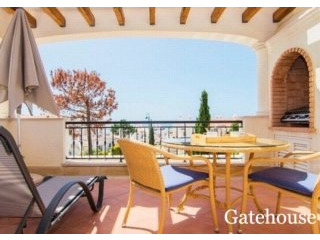 Luxury Sea View Apartment For Sale..