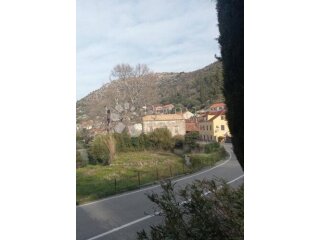 Atraktivno građevinsko zemljište s pogledom na more - Trsten