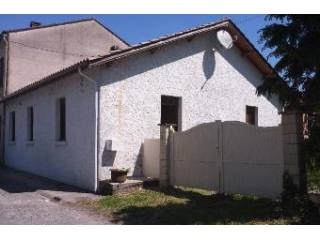 2 Bedroom Single Storey House On The..