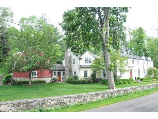 5 bedroom House For Sale: 659 River..