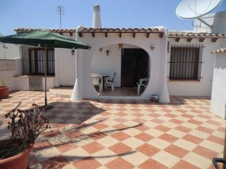 3 Bedrooms Bungalow For Sale