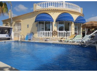 El Presidente Multi Functional Villa..