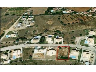 Excellent plot to build your dream villa