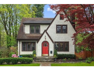 3 bedroom House For Sale: 9 Valentine..