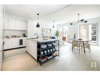 3 bedroom Apartment For Sale: 610..