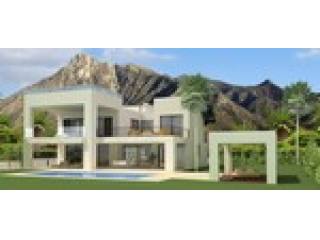 4 Bedrooms - Villa - Malaga - For Sale