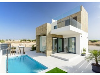 3 Bedrooms - Villa - Alicante - For Sale