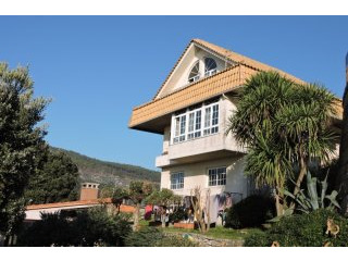 4 Bedrooms - Villa - Pontevedra - For..