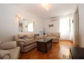 Rijeka, centar - stan 2S+DB, 73 m2