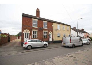 2 bedroom, End Of Terrace House house..