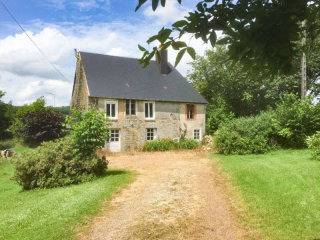 Pretty South Facing Stone House To..