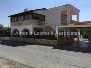 Three bedroom detached house in Timi..