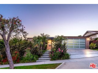 3723 Castlerock Rd | Malibu, California..