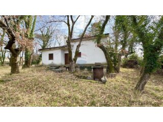 Otok Krk, Gostinjac, samostojeća kuća 200m2, okućnica 3500m2