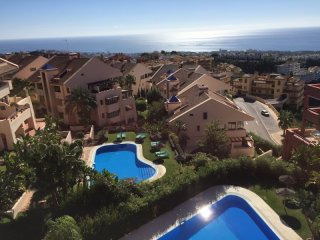 APARTMENT FOR SALE IN CALAHONDA
