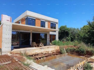 Ližnjan, Prodajemo kuću na atraktivnoj lokaciji!