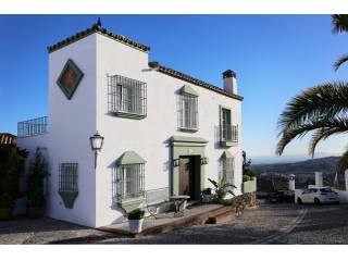 TOWNHOUSE FOR SALE IN LA HEREDIA