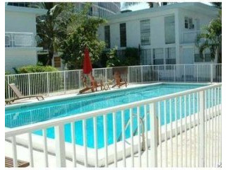 6865 Bay Drive #7 Miami Beach, Fl 33141