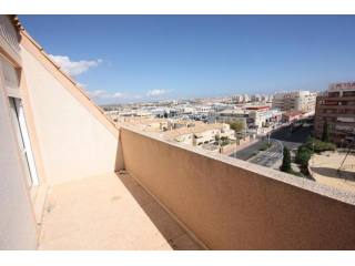 2 bedroom penthouse with terrace and..