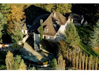 6 bedroom Character For Sale: 24000..
