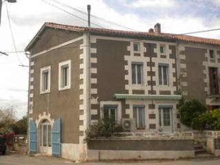 Nice Village House With Garden And Barn