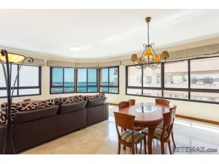 Comprising of 3 bedrooms, 2 bathrooms (1 ensuite), guest..