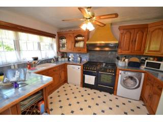 4 bedroom house in Minster On Sea..
