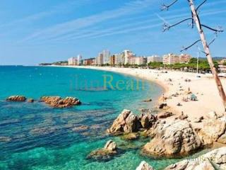 Formidable land for sale in seafront in..