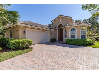 7037 Maidstone Dr, Port Saint Lucie, FL..