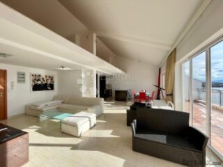 PENTHOUSE 1-RED DO MORA SELCE