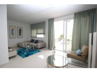 3 Bedroom 2 Bathroom Bungalow In..