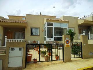 4 bedroom townhouse in El Galan for sale